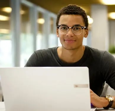 etudiant_Data